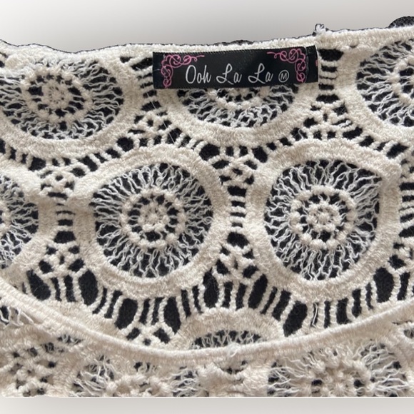 🌺Ooh La La festival core boho cropped crochet knit top w fringe tassle hem🌸🌺 - Picture 4 of 13